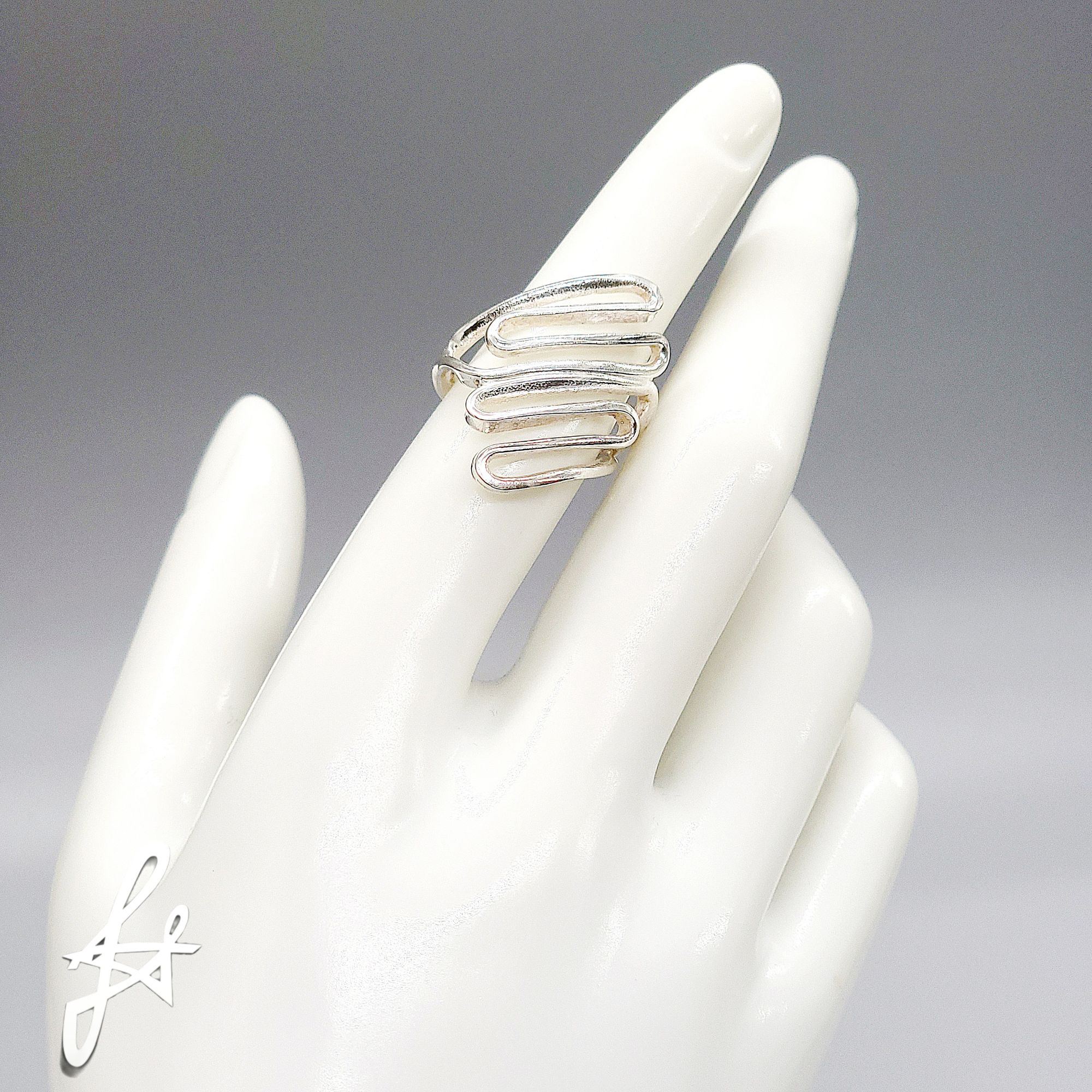 Handcrafted Wave Design Ring – Size 5.5 US | Peruvian Silver 950 